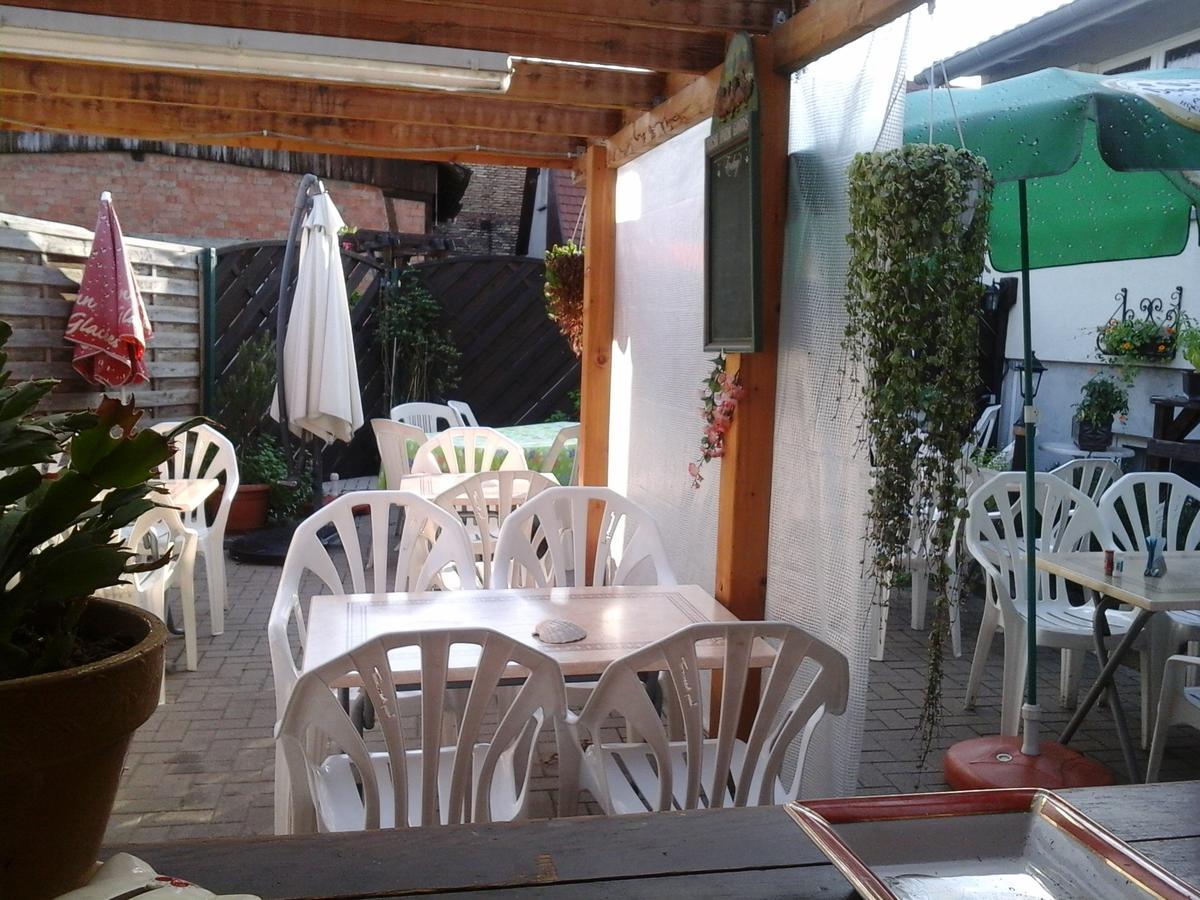 Hostellerie La Boheme Roppenheim Bagian luar foto
