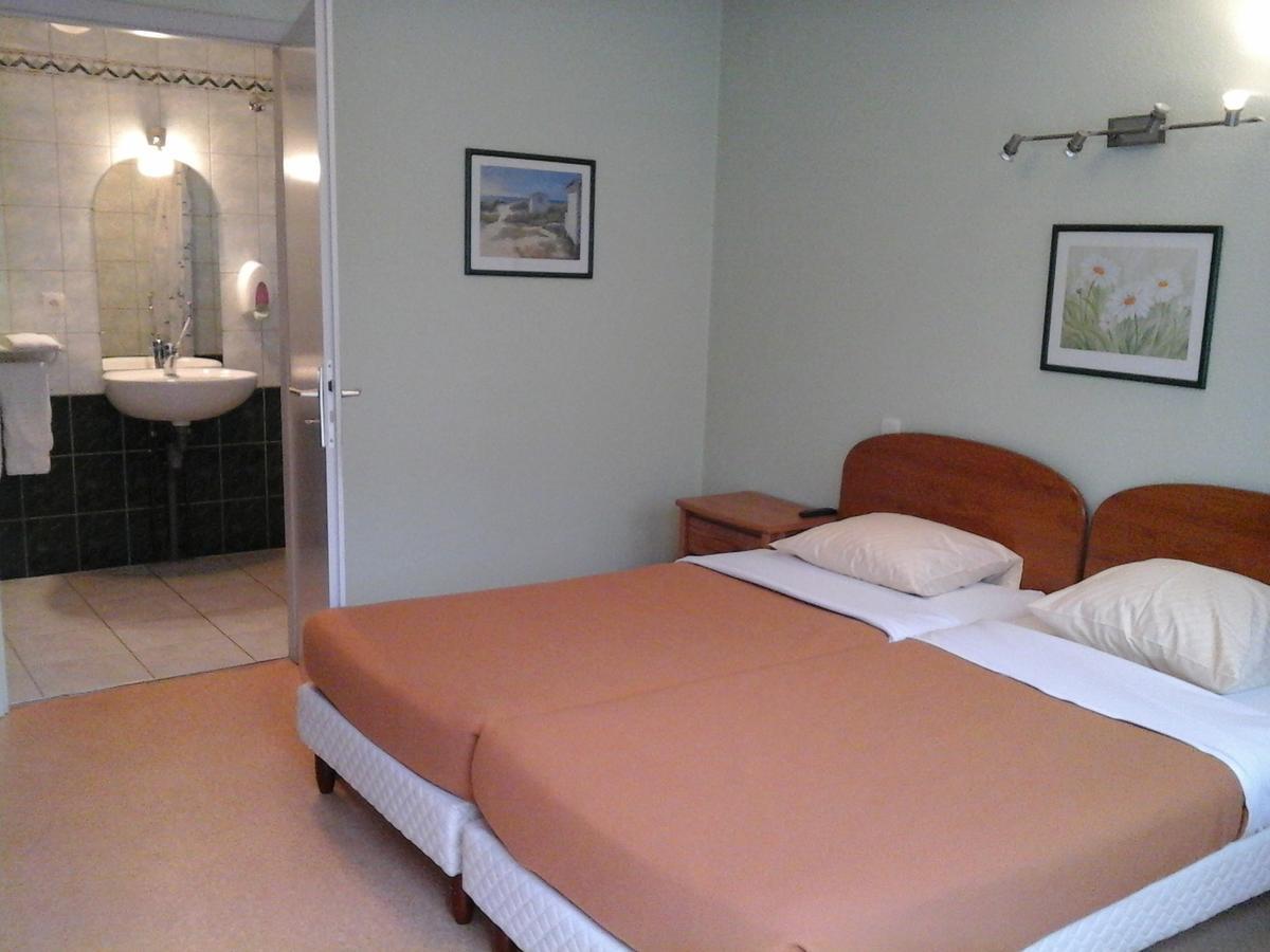 Hostellerie La Boheme Roppenheim Bagian luar foto